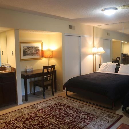 Bed And Breakfast In Hollywood Hills Los Ángeles Exterior foto
