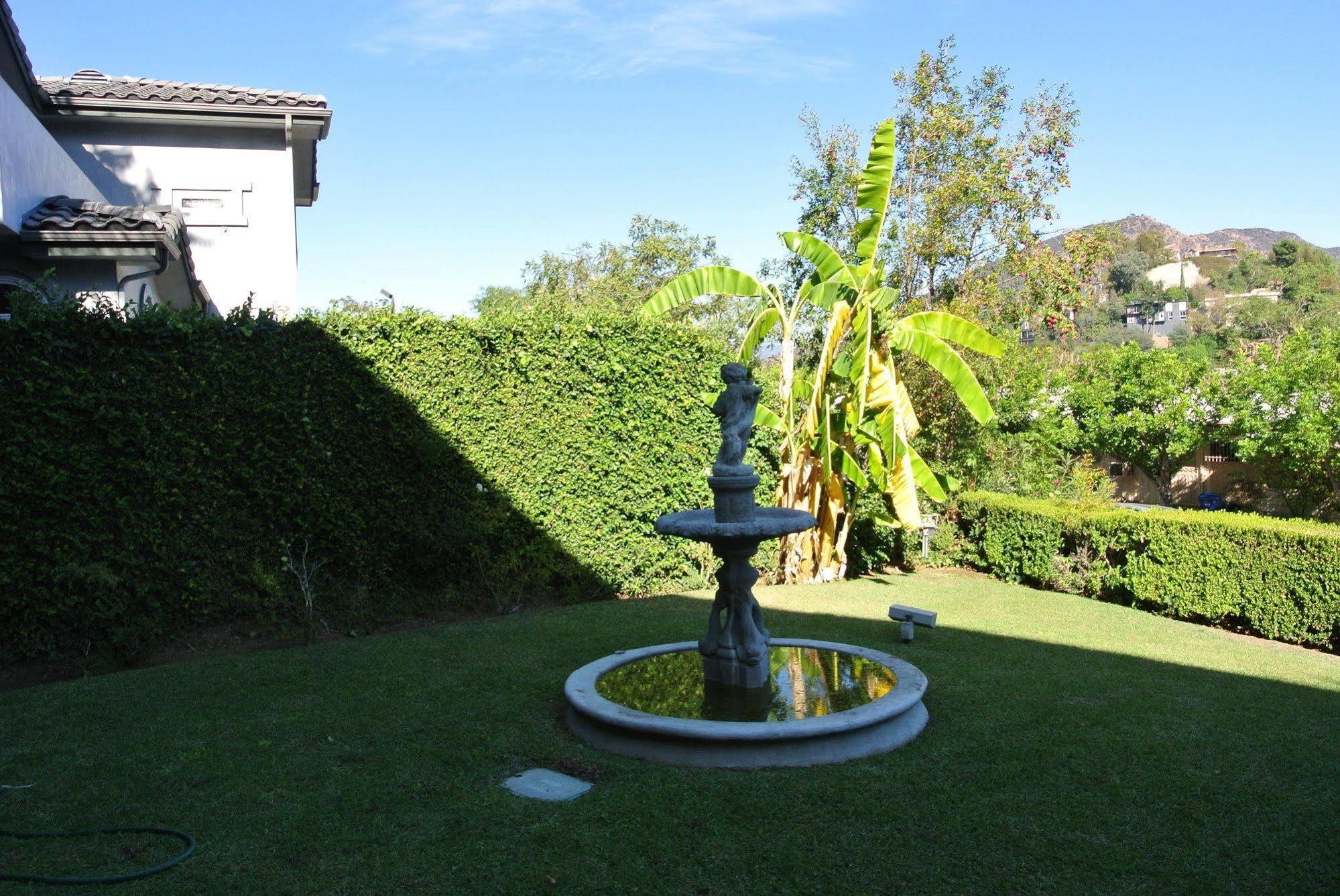 Bed And Breakfast In Hollywood Hills Los Ángeles Exterior foto